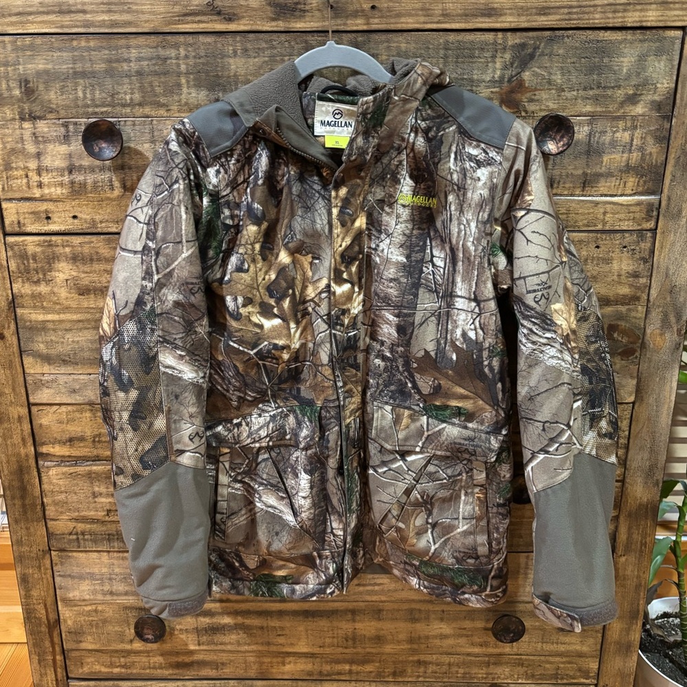 Magellan Camouflage Hunting Jacket